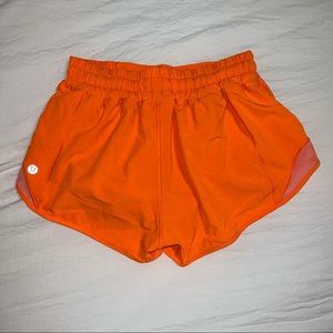 Lululemon Hotty Hot Short 2.5”